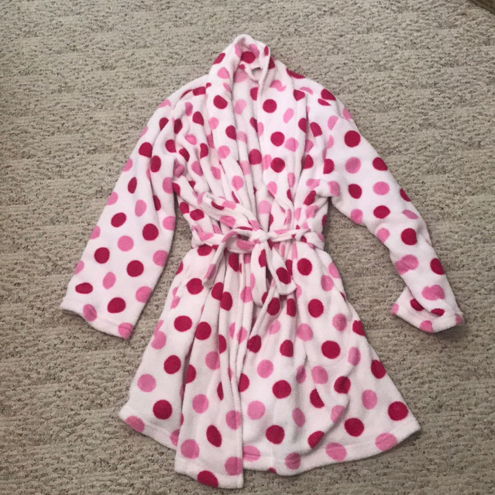 Ulta robe, size small